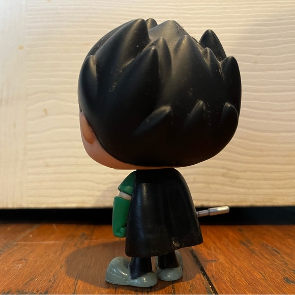 DC Comics - Robin Funko Pop Figure Set - Picture 7 of 9